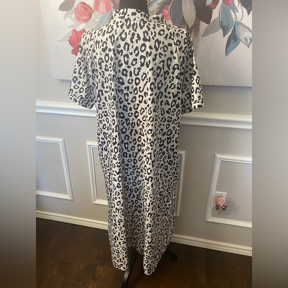 Animal Print Dress - Picture 6 of 8